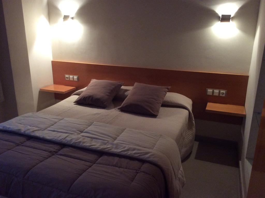Hotel Viaurelia Montblanc Rum bild